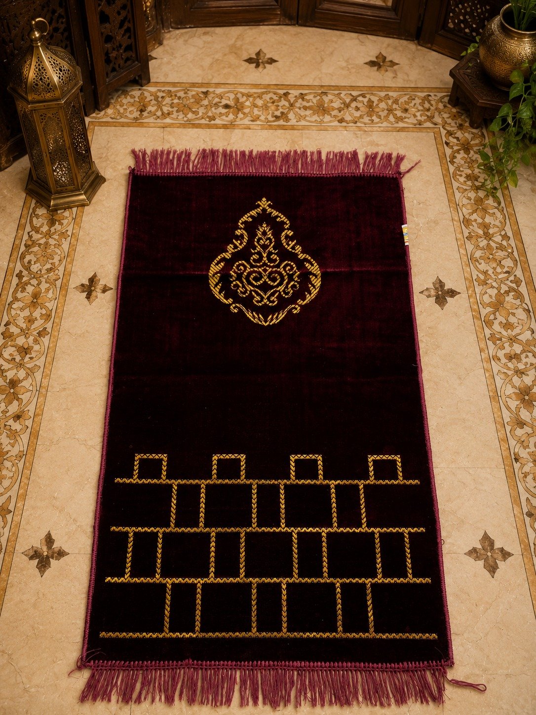 Luxury Embroidered Mat